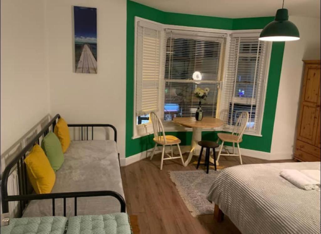 Mania Apartments Brighton Bagian luar foto