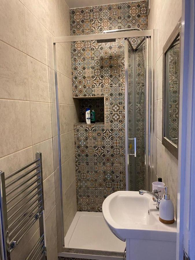 Mania Apartments Brighton Bagian luar foto